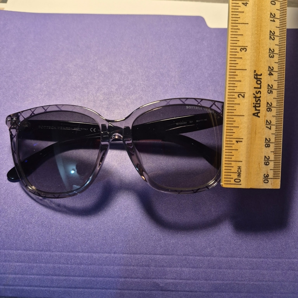 NWOT Authentic Bottega Veneta Black and Gray Sunglasses - Full Set - Picture 11 of 14
